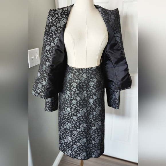 Le Suit Skirt Suit - Black Lace Look - Size 4 - Picture 14 of 15